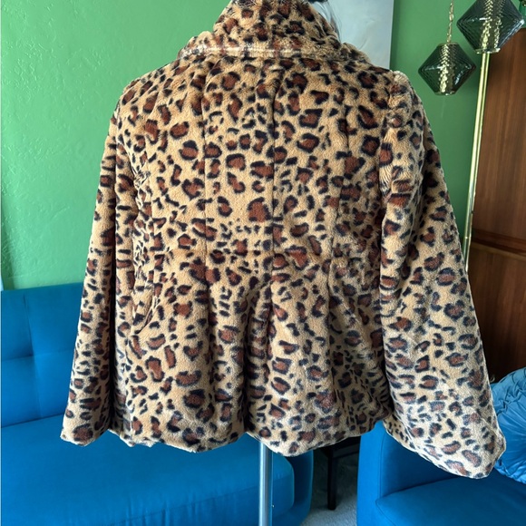 Leopard Jacket - Picture 6 of 8
